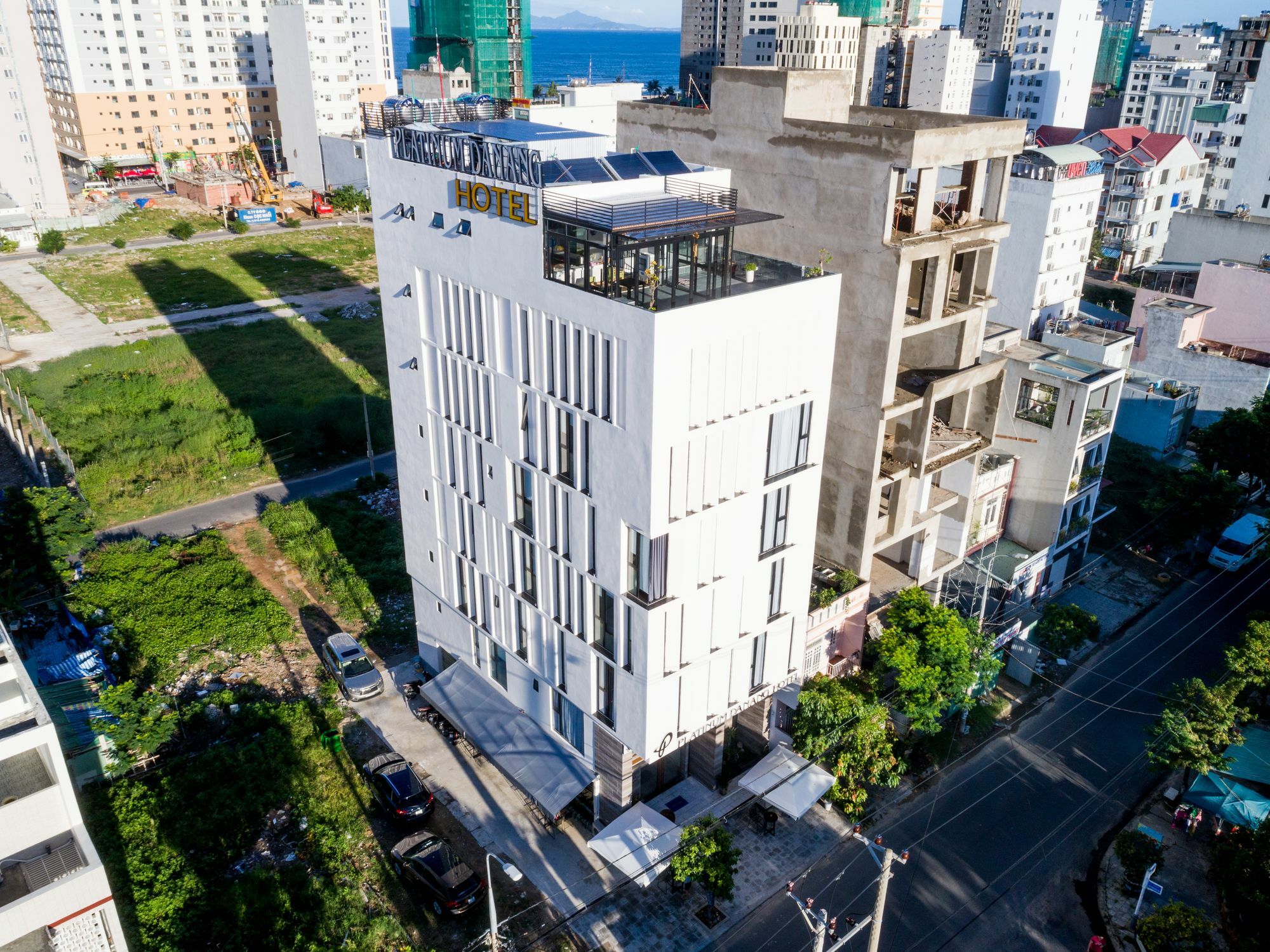 Platinum Danang Hotel Exteriör bild
